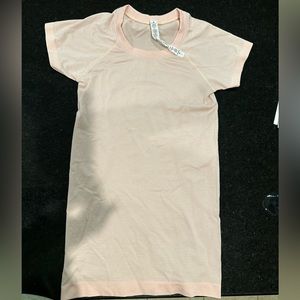 Lululemon swiftly tech short sleeve
